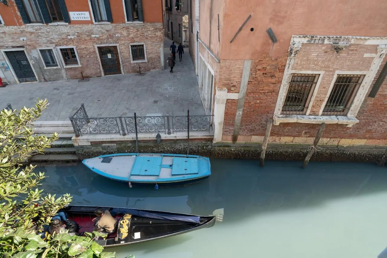 Apartments In San Marco With Canal View By Wonderful Italy Venecia