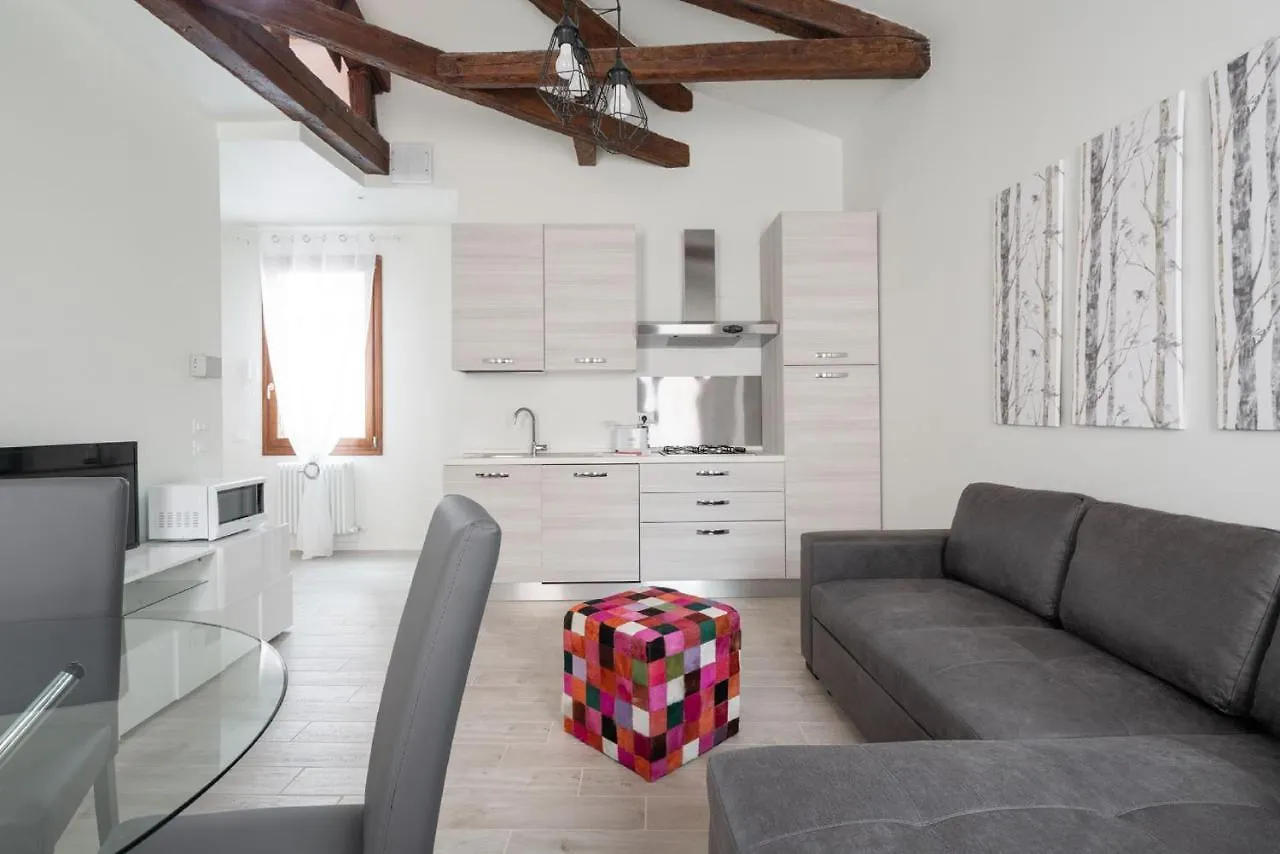 Apartments In San Marco With Canal View By Wonderful Italy Venecia Italia